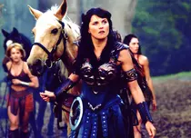 Lucy Lawless vrea s-o readucă pe Xena la tv