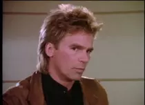 MacGyver întinerește pe micile ecrane