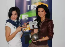 Inna este marea câștigătoare BEST ROMANIAN ACT 2015