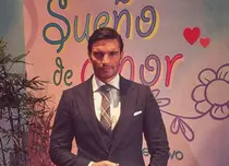 Julian Gil, mai îndrăgostit ca niciodată de iubita sa, Ana Lorena Sanchez
