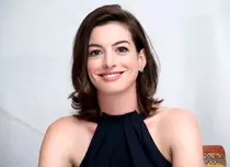 Actriţa Anne Hathaway va deveni mamă anul viitor