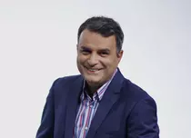 Interviu altfel. Ce credeți că și-a cumpărat Lucian Mîndruță din primul salariu?