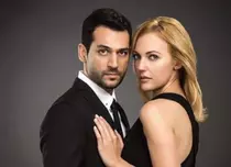 Meryem Uzerli n-are succes cu noul ei serial