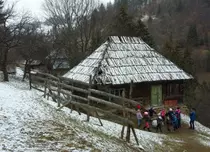 „Să facem lumină!” – o ediție specială de Paște „Asta-i România”