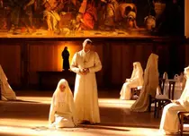 Serialul „The Young Pope”, cu Jude Law în rol principal, va intra în grila HBO
