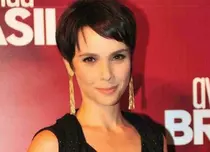 Ce trebuie să ştiţi despre Debora Falabella („Clona”, „Avenida Brasil”)