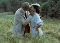 Filmul de artă la TVR 2: „Camera cu vedere”, cu Helena Bonham Carter, în seara asta la tv