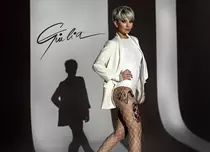 Giulia a lansat un nou videoclip, “Ne vedem noi”