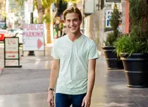 Seria „Hollywood Medium with Tyler Henry” revine la postul E! în luna iunie