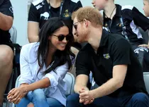 FOTO. Prințul Harry, prima apariție publică oficială alături de iubita lui, Meghan Markle