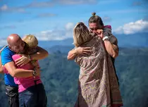 „Asia Express”: Dorian Popa și mama sa, salvați pentru a treia oară consecutiv de la eliminare