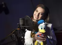 Lidia Buble interpretează coloana sonoră din noul serial „Povestirile Rățoiului”, de la Disney Channel
