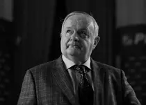 TVR comemorează dispariţia lui Cristian Ţopescu, printr-o serie de programe speciale