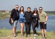 Iuliana și Nicoleta Luciu, rivale în restaurantul lui Nea Mărin