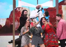 Monica Anghel, Andreea Bănică, Matteo și Marcel Pavel intră în jocul măștilor, la „Scena misterelor”