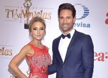 GALERIE FOTO. Cum îşi petrec vara Angelique Boyer şi Sebastian Rulli