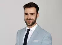 Ce sacrificii a fãcut Denis Hanganu, protagonistul serialului Sacrificiul, de dragul actoriei