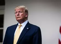 Fără caviar și delicatese rafinate! Ce preferă Donald Trump să mănânce când pleacă în călătorii. Nutriționiștii nu sunt de acord cu el