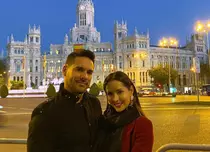 GALERIE FOTO. Actrița Carmen Villalobos și soțul ei petrec luna de miere prin Europa