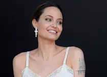 Angelina Jolie a vorbit despre rutina ei medicală după ce a suferit intervenția de extirpare de sâni