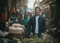 Jamie Oliver revine la TV Paprika cu o emisiune nouă. Ce noutăți mai are postul în grila din această lună