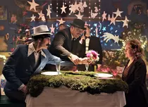 Pro TV va difuza un episod special de Crăciun al serialului „Las Fierbinți”