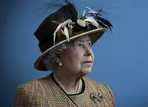 Întâlnire de urgență convocată de Regina Elisabeta a II-a după ce Ducii de Sussex au decis să renunțe la statutul regal