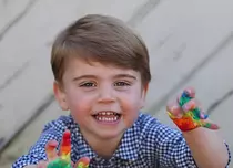 Prințul Louis a împlinit doi ani, iar fotografiile surprinse de Kate Middleton au o semnificație specială