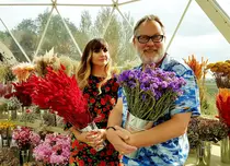 GALERIE FOTO. Un nou reality show este de astăzi disponibil pe Netflix: „The Big Flower Fight”