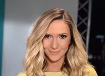 FOTO. Adela Popescu, schimbare radicală de look, înainte de începerea unui nou sezon „Vorbește lumea”