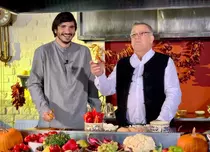 Duminica aceasta, invitatul lui Mircea Dinescu la „Politică şi delicateţuri” este actorul Alex Bogdan