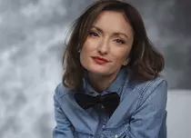 Paula Herlo: „Decembrie e luna în care ne place sa zâmbim așa că „România, te iubesc!” asta va face”