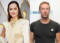 Un pas important în relație! Ce au decis Chris Martin și Dakota Johnson