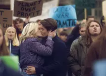 Netflix anunță sezonul 2 al serialului „Ragnarok”. Când are premiera pe platformă producția norvegiană