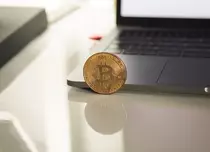 (P) Cum a apărut Bitcoin și ce determină fluctuațiile de preț?