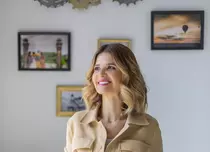 Care este rețeta de succes a unui serial turcesc? Interviu cu Ilcnur Agop, ”stăpâna” serialelor turcești