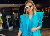 Nașa lui Dani Oțil și a Gabrielei Prisăcariu, o vedetă de la tv. Ce ținută a purtat la nuntă