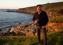 James Martin explorează „Gastronomia Insulelor Britanice” la TV Paprika. Când e programată emisiunea