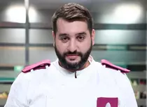Cuplu șoc! Cu cine se iubește Enzo de la „Chefi la cuțite”: „Nu ne-am ascuns”