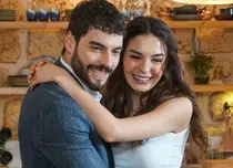 „Hercai” ajunge astăzi la final. Cum se termină serialul cu Ebru Şahin și Akın Akınözü