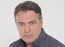 „Nu mai poți prinde un tren care a plecat din gară”. Lecția de viață a lui Ioan Isaiu, actorul care s-a stins la doar 56 de ani