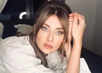 Iulia Albu i-a pus limite fiicei sale adolescente, Mikaela: „Timpul e limitat la două ore pe zi”