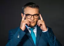Mihai Rădulescu prezintă o emisiune nouă la TVR 1. Despre ce e vorba în „Referendum”