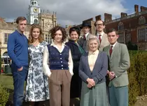 Epic Drama aduce în premieră ultimele trei sezoane din „Miss Marple”. Ce actor celebru are o apariție specială