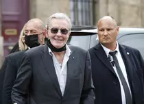 Alain Delon i-a declarat război propriului fiu. Motivul pentru care l-a dat în judecată