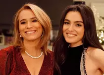Andreea Esca, imagini rare de la 23 de ani! Cum arăta vedeta la primul „Bună seara, România!”