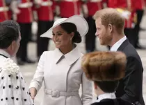 Prințul William și Prințul Harry s-au ignorat la Jubileului de Platină al Reginei. Primele poze oficiale cu Ducii de Sussex