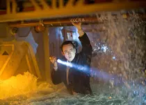Filme la TV azi, 30 iulie: „2012”, „Omul-păianjen: Departe de casă”, „Căpitanul Phillips”, „Drumul supraviețuirii”