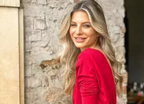 Ana Baniciu se reinventează! Este iubita lui Superman în „Gașca Animăluțelor DC”