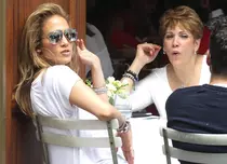 Ce părere are mama lui Jennifer Lopez despre noul ei ginere, Ben Affleck